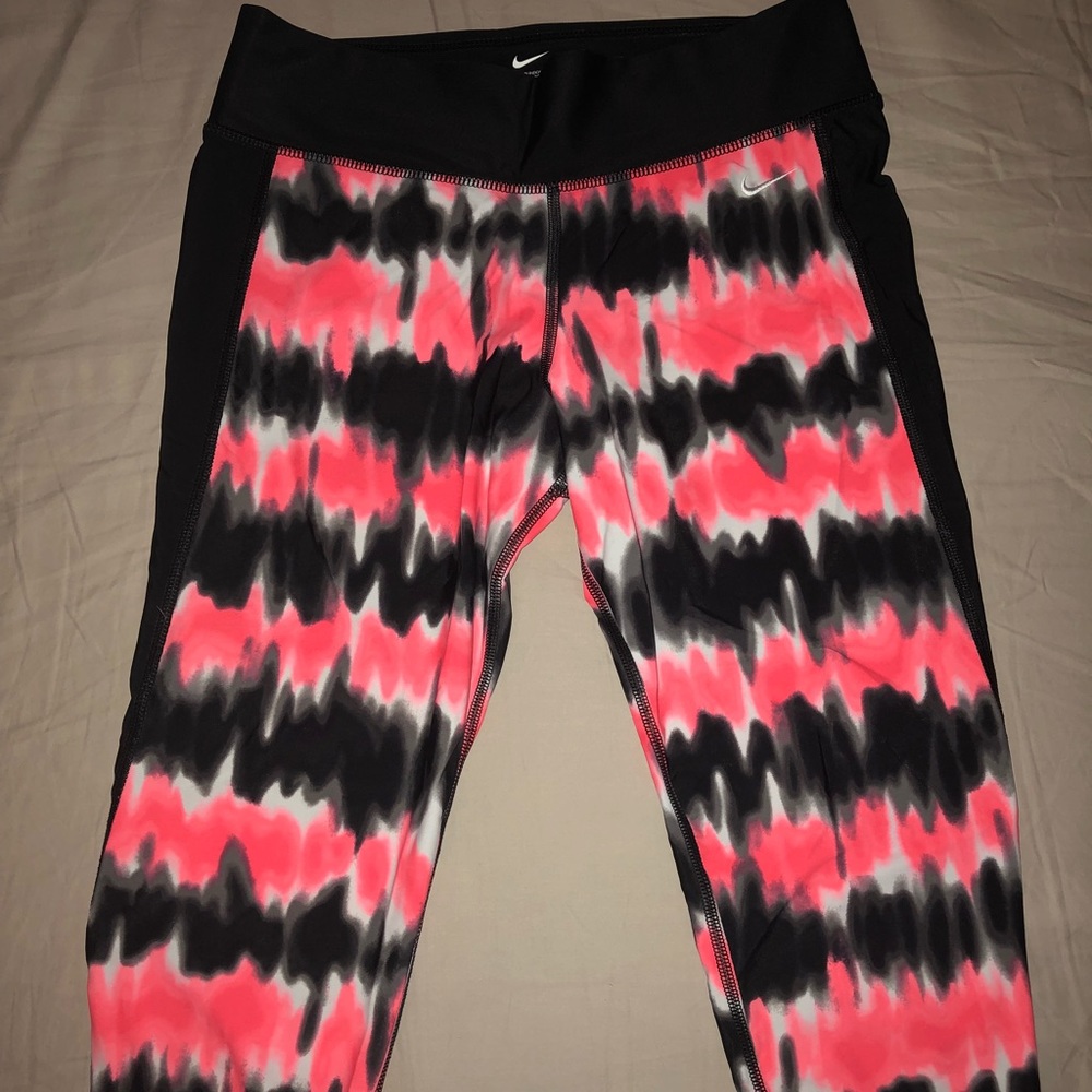 Nike crop pants